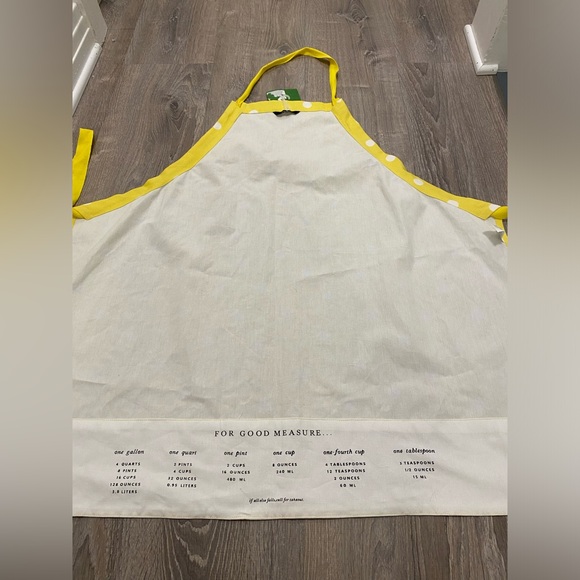 Kate Spade Apron Yellow White Dot Kitchen Measurements on back - Picture 5 of 12